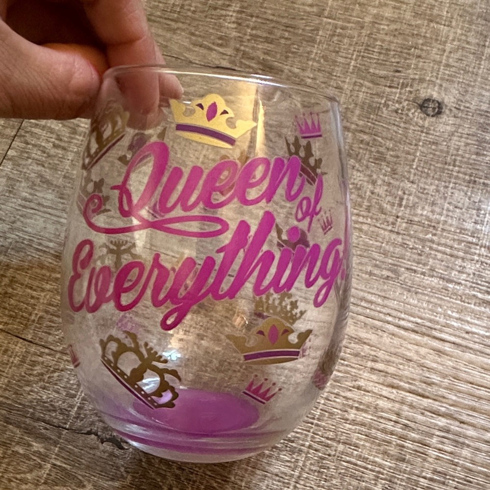 Queen of Everything Wine Glass great gift idea